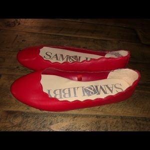 Red ballet flats